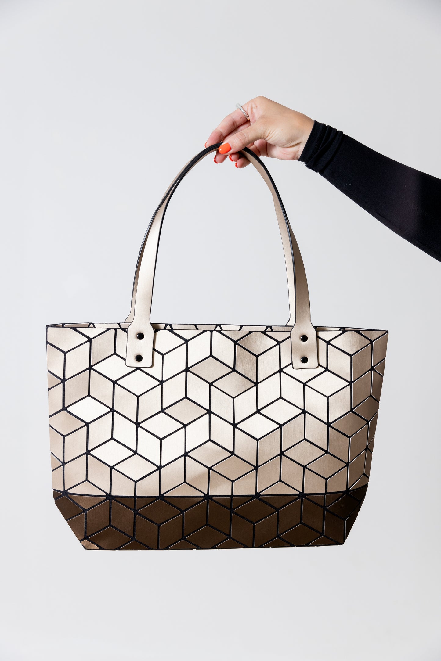 Bolso Dorado con Café Grande Mate - Patrizia Luca