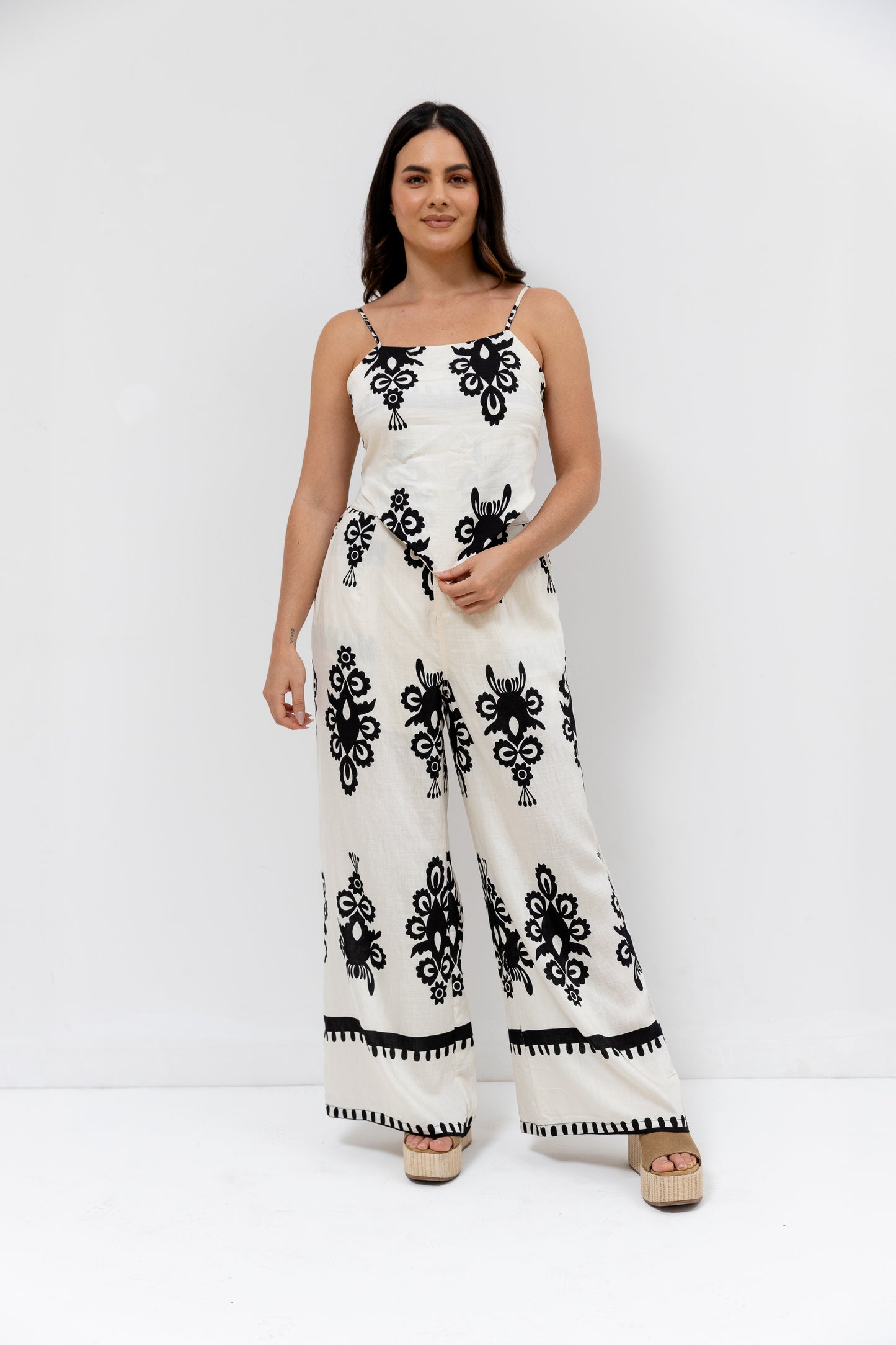 Conjunto B&W