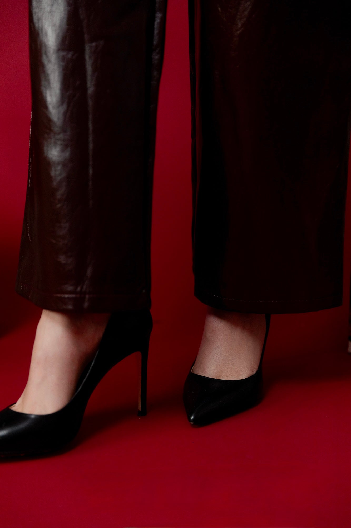 Pantalón Cuero Dark Burgundy